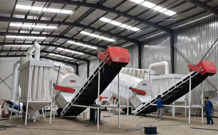 生物燃燒顆粒項(xiàng)目是集破碎、粉碎、烘干、制粒、包裝為一體的全產(chǎn)業(yè)鏈?zhǔn)痉俄?xiàng)目